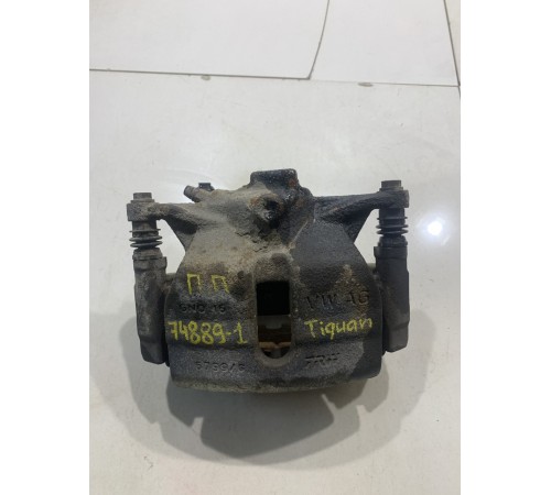 Суппорт(передний правый)