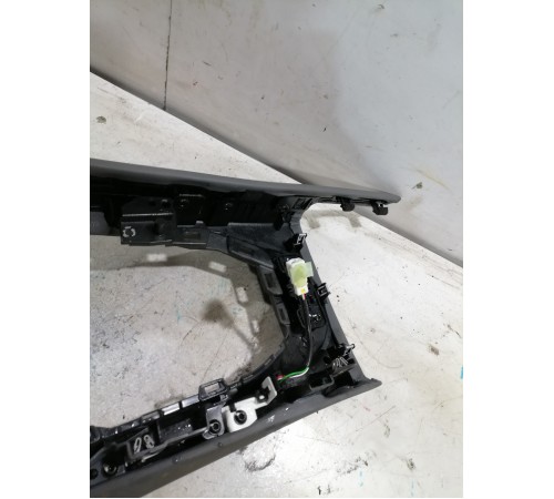 Накладка центральной консоли декоративная