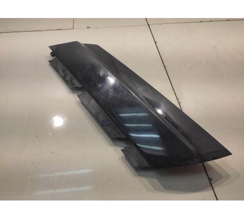 накладка глухого стекла(задняя левая)