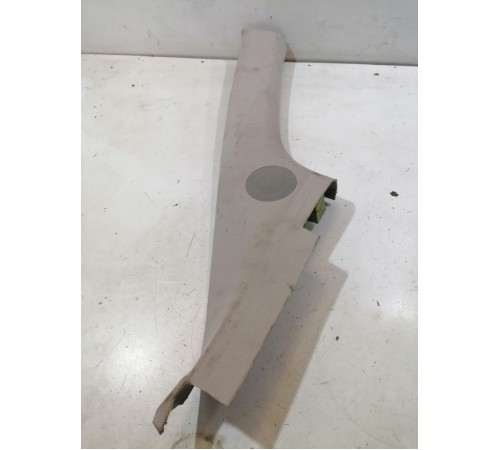 Обшивка стойки лобового стекла правая