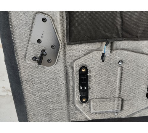 Пол багажника с электроприводом