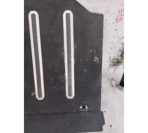 Пол багажника с электроприводом