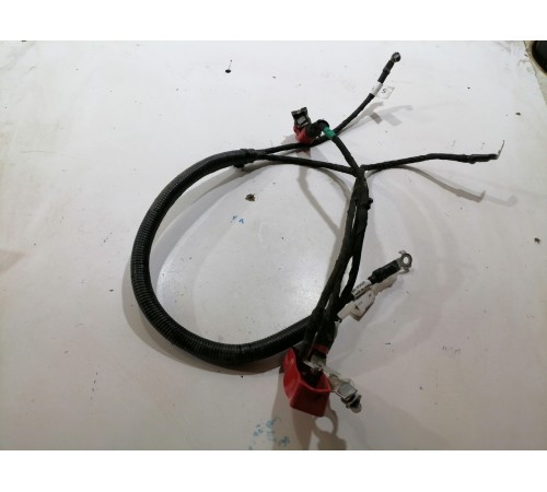 Проводка аккумулятора, клемма Плюс