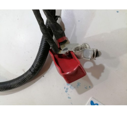 Проводка аккумулятора, клемма Плюс