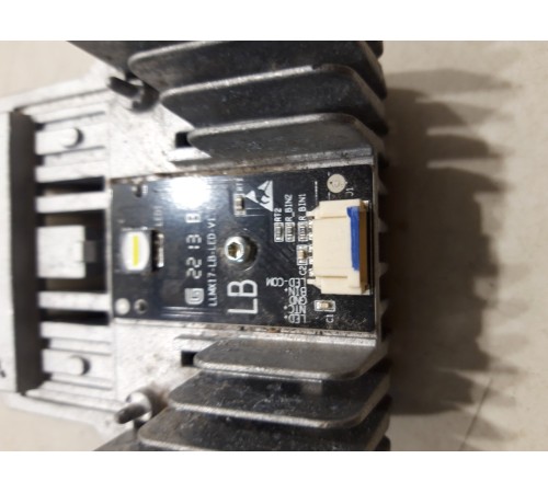 Светодиодный модуль фары(передний правый)