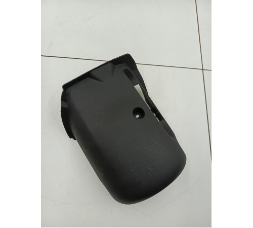 Кожух рулевой колонки нижний