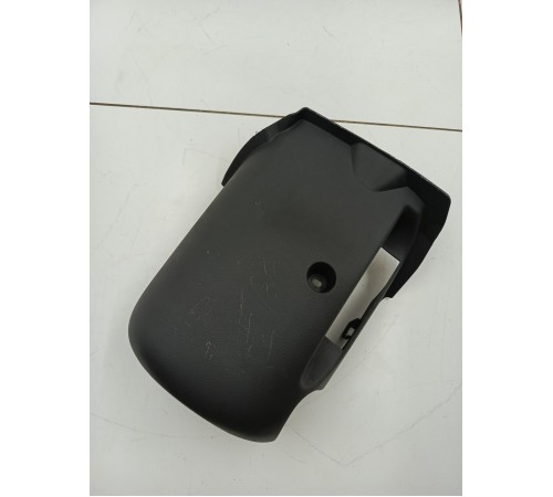 Кожух рулевой колонки нижний