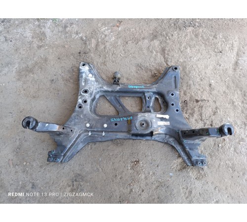 Балка подвески (подрамник) передняя