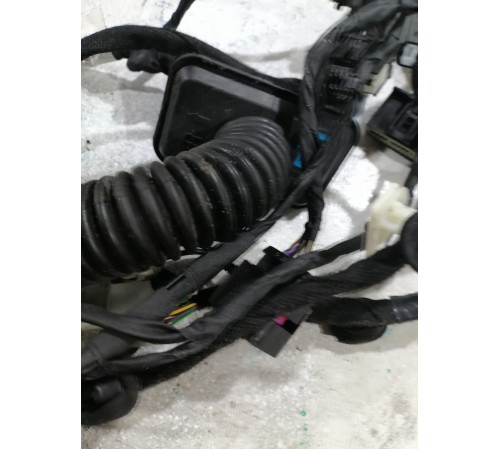 Электропроводка двери передняя левая