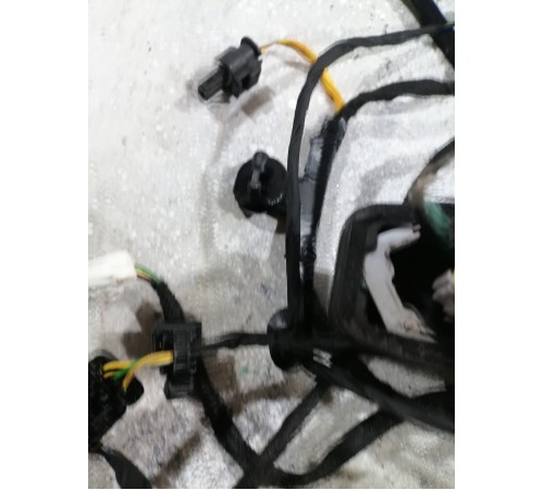 Электропроводка двери передняя левая