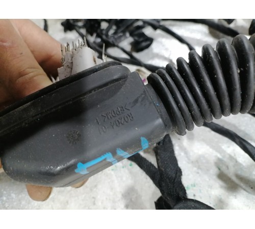 Электропроводка двери передняя левая