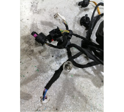 Электропроводка двери передняя левая