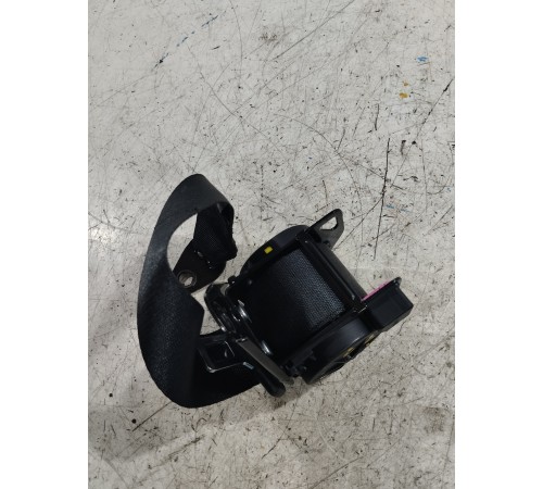 Ремень безопасности задний левый