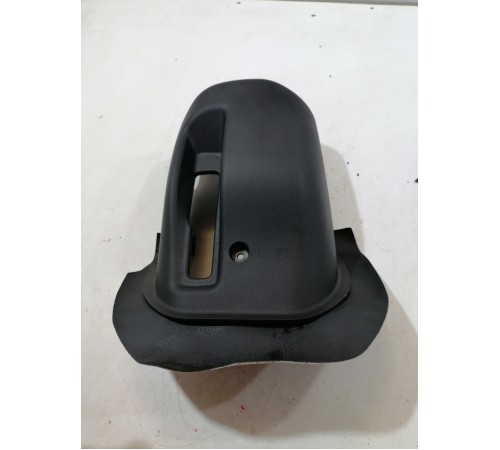 Кожух рулевой колонки нижний