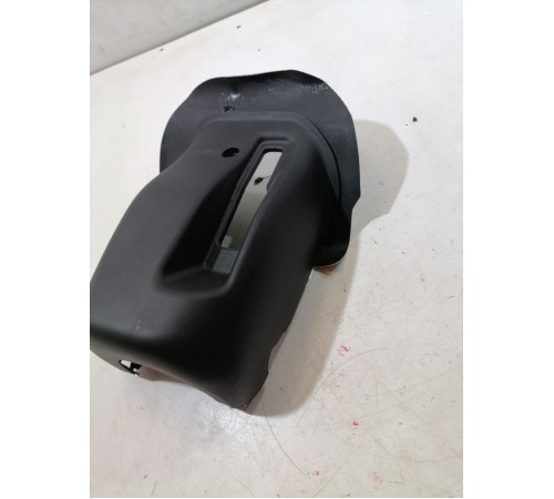 Кожух рулевой колонки нижний