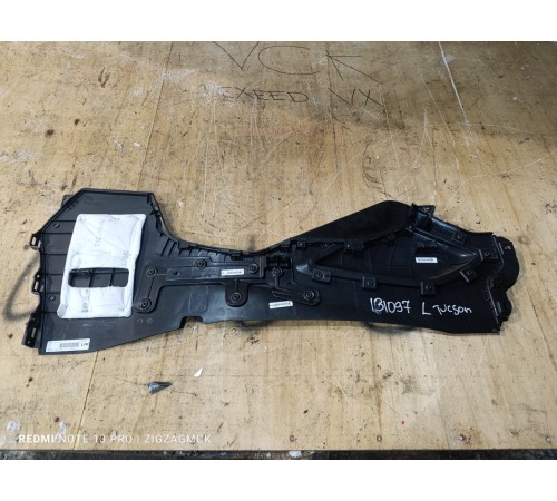 Накладка центральной консоли (правая)