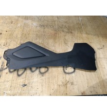 Накладка центральной консоли (правая)