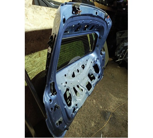 Дверь Багажника со стеклом