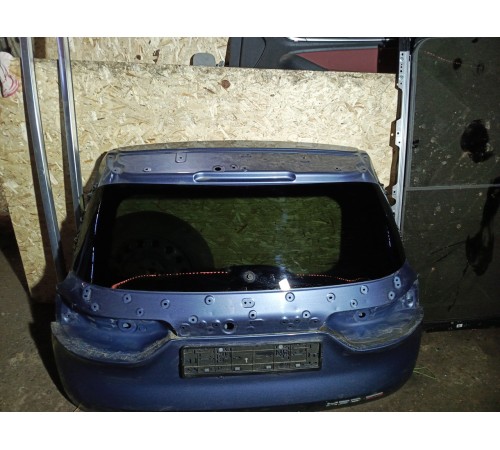 Дверь Багажника со стеклом