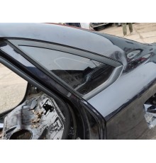 Глухое стекло заднее левое