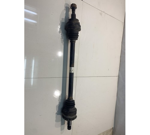 Полуось (привод) (задняя, левая)