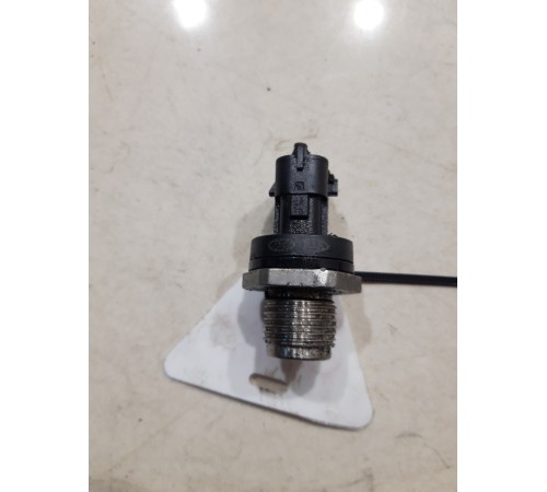 Датчик давления топлива