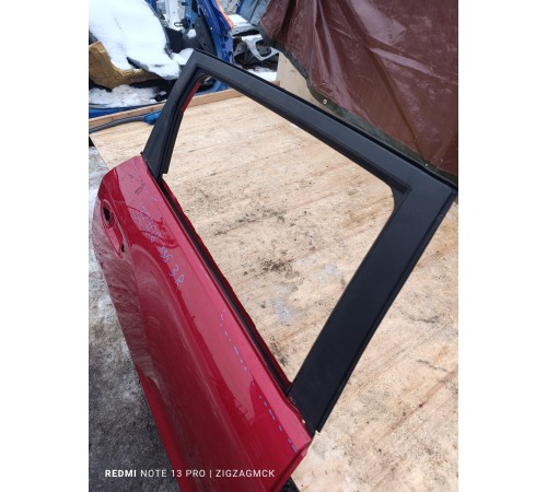 Дверь задняя правая