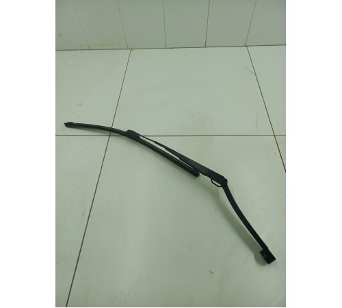 Поводок стеклоочистителя левый