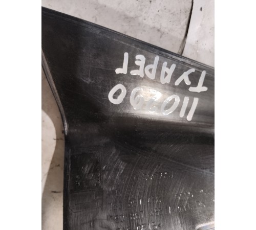 Накладка рамки двери (задняя правая)