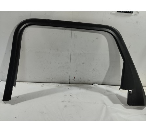 Накладка рамки двери (задняя правая)