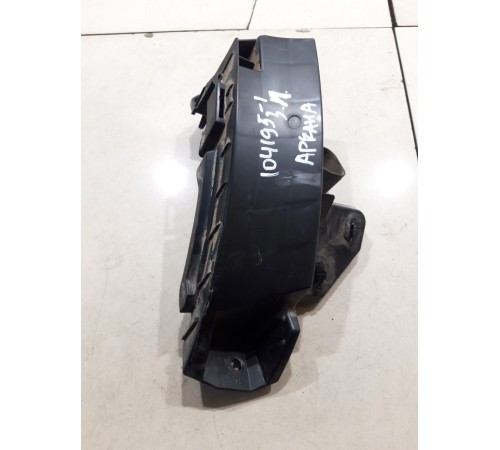 Кронштейн заднего бампера левый