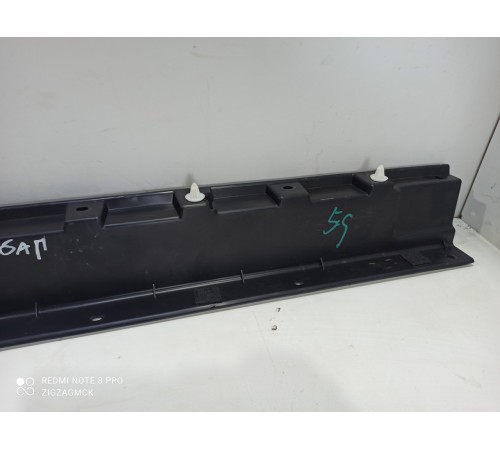 Накладка (пластик) багажника