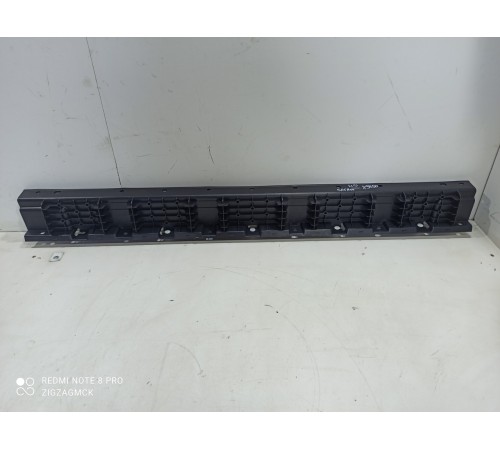 Накладка (пластик) багажника