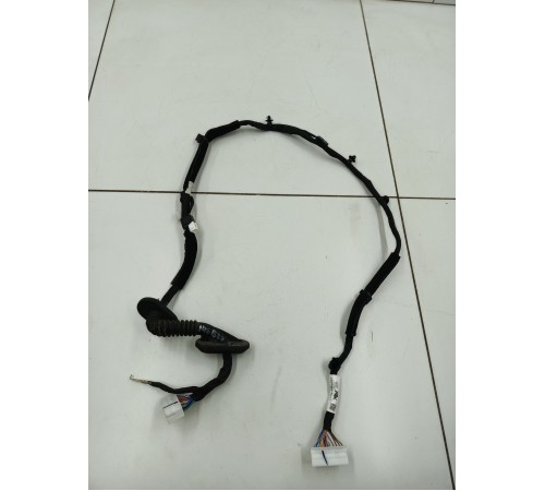 Электропроводка крышки багажника