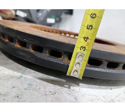 Тормозной диск передний