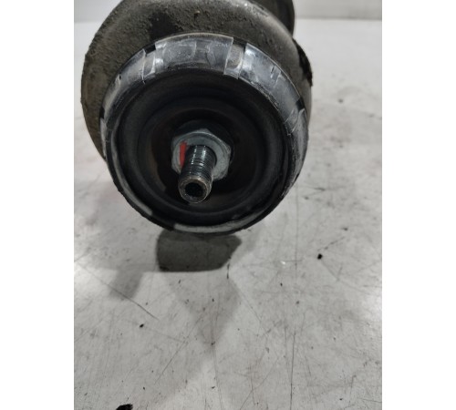 Амортизатор подвески передний левый