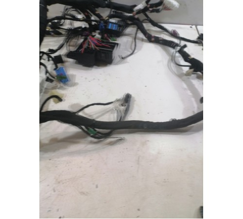 Электропроводка салона