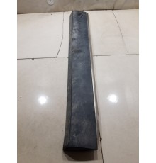 Молдинг (накладка) двери передняя правая