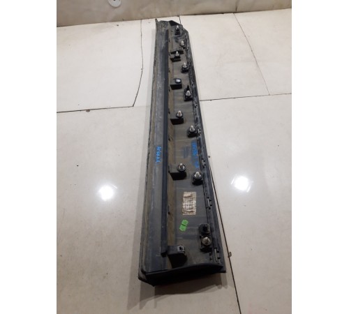 Молдинг (накладка) двери передняя правая