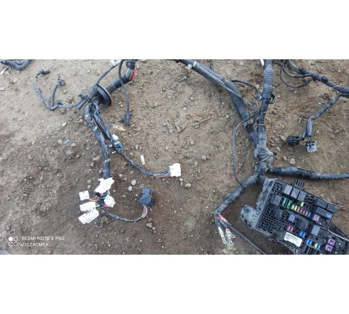 Электропроводка подкапотная с монтажным блоком