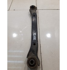 Рычаг подвески (задний, правый)