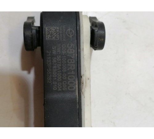 Моторчик заслонки радиатора