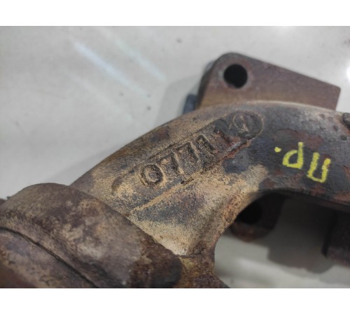 Выпускной коллектор (правый)