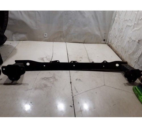 Усилитель заднего бампера