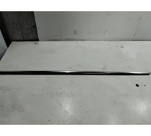 Уплотнитель стекла (передний левый наружный)