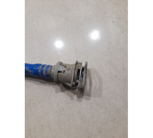 Трубка вентиляции бака