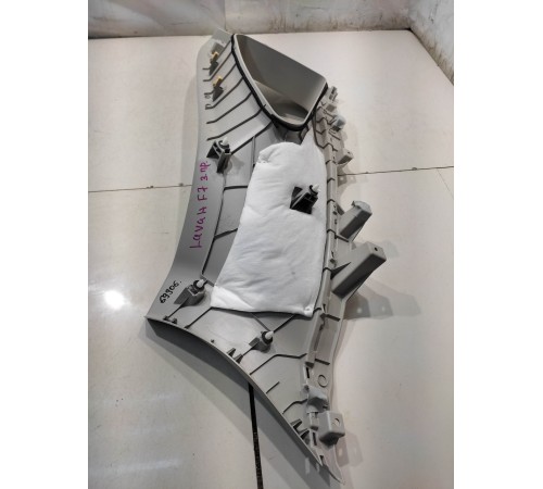 Обшивка стойки (задняя, правая)