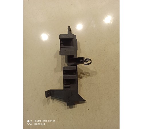 Кронштейн(крепление) салона