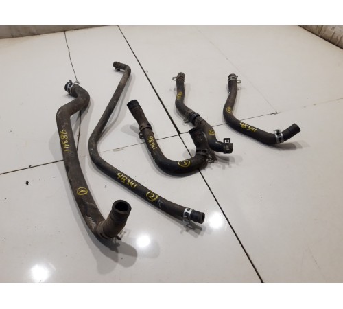 Патрубок системы охлаждения