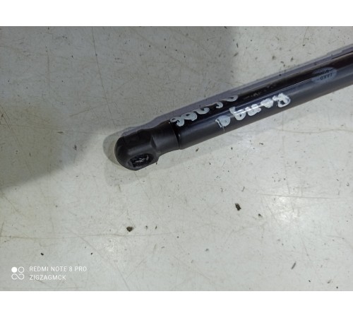 Амортизатор капота